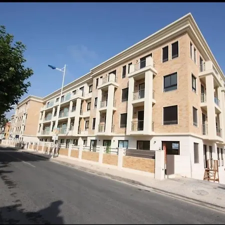 T1 60 Sq M For Rent Next To The Bay Lägenhet São Martinho do Porto