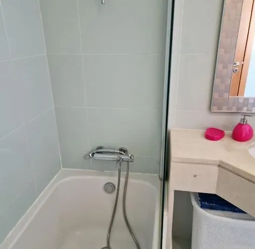 Lägenhet T1 60 Sq M For Rent Next To The Bay São Martinho do Porto